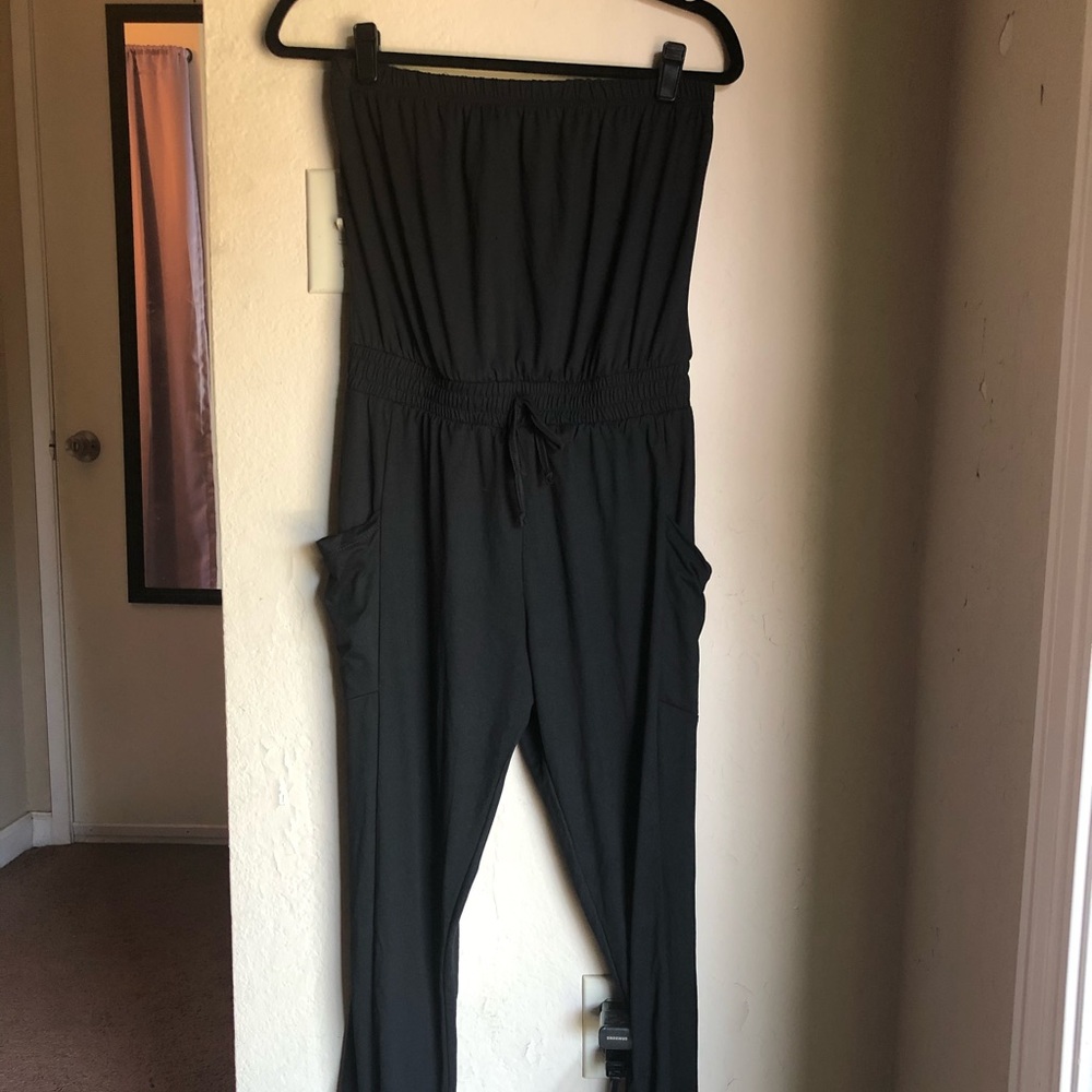 Fashion nova jumpsuit